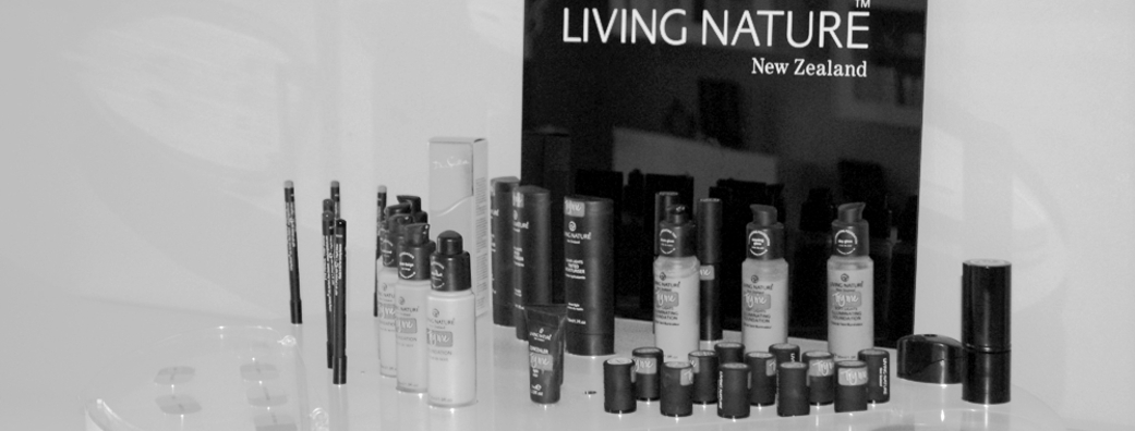 Professionelles Make-Up in der Kosmetiklounge Klinker